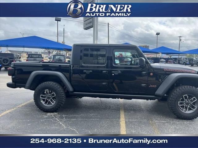 new 2024 Jeep Gladiator car, priced at $46,470