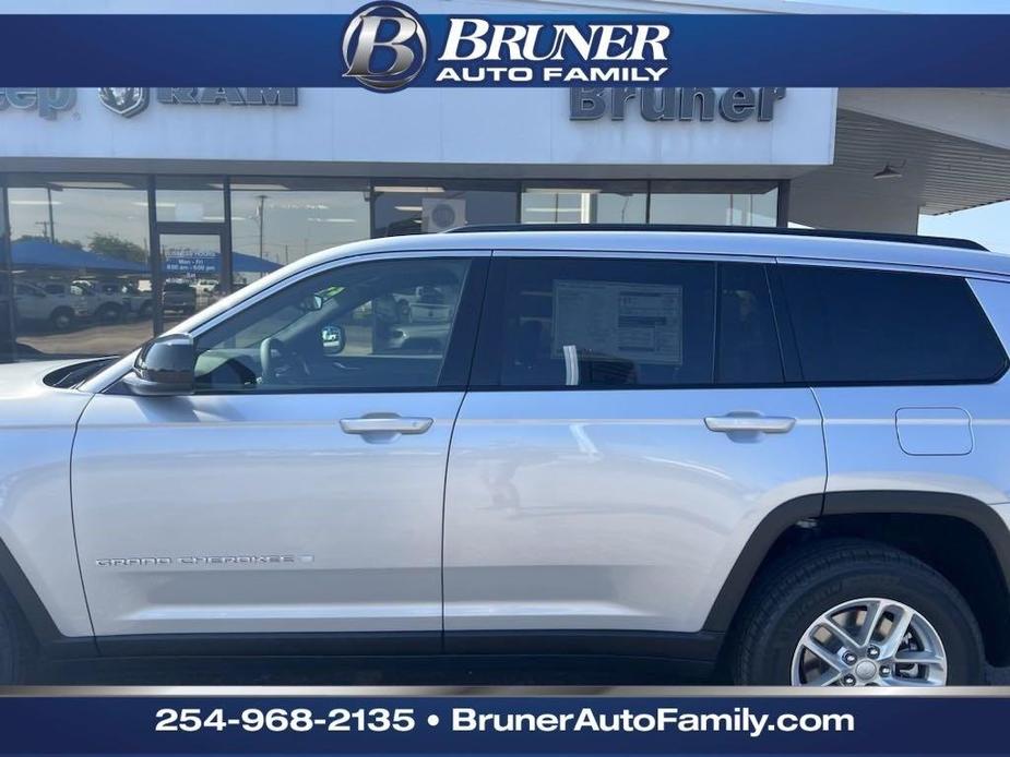 new 2024 Jeep Grand Cherokee L car, priced at $41,565