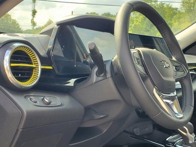 new 2025 Chevrolet Trax car, priced at $25,063