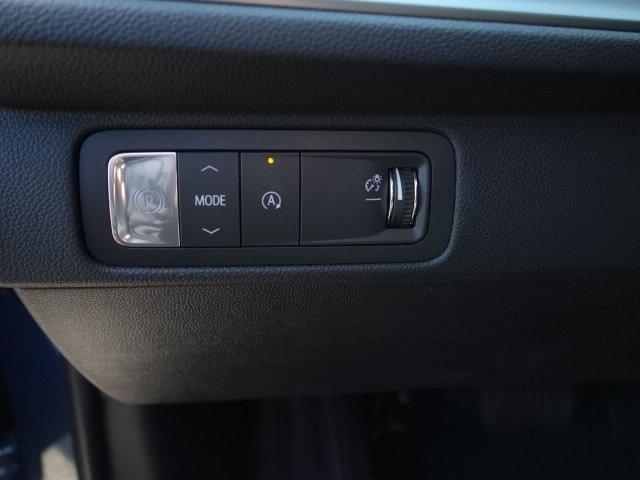 new 2025 Chevrolet Traverse car, priced at $38,570