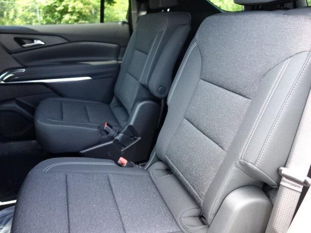 new 2025 Chevrolet Traverse car, priced at $38,570