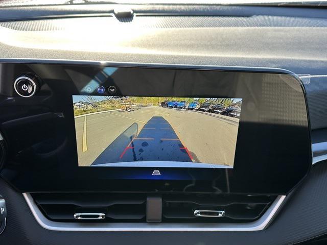 new 2026 Chevrolet Equinox car, priced at $27,880