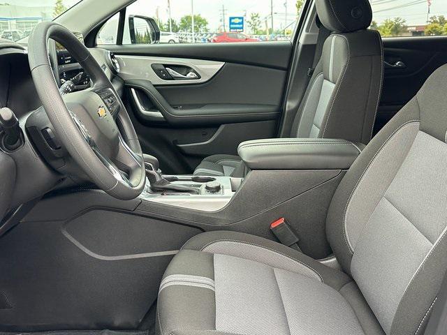 new 2025 Chevrolet Blazer car, priced at $34,572
