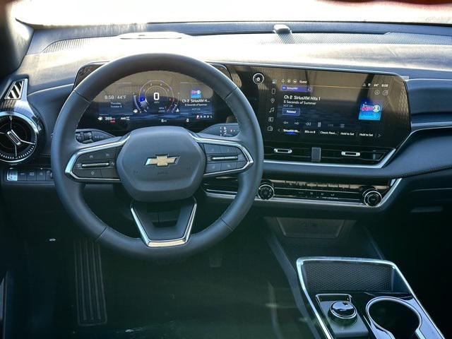 new 2026 Chevrolet Equinox car, priced at $30,144