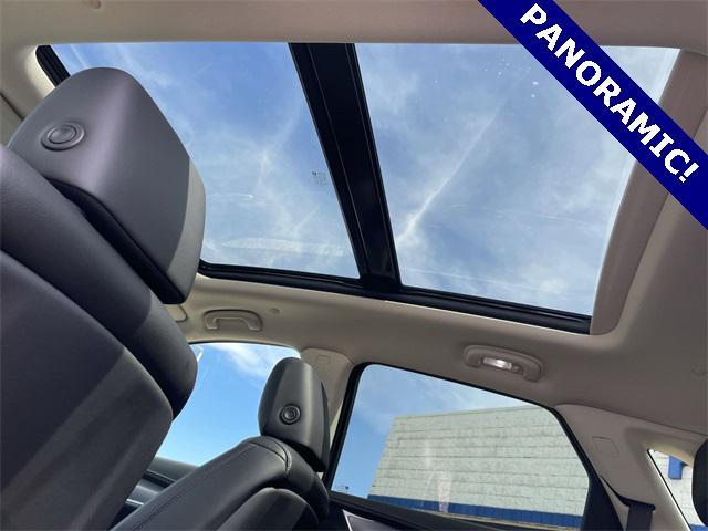 used 2018 Cadillac XT5 car, priced at $19,592