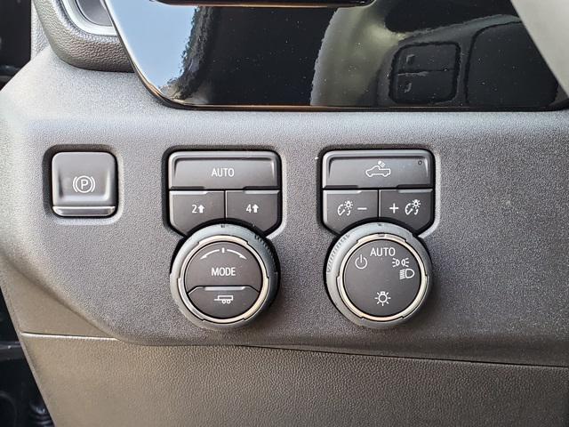new 2025 Chevrolet Silverado 1500 car, priced at $45,405