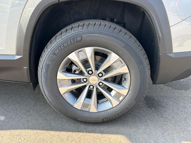 new 2026 Chevrolet Equinox car, priced at $31,995