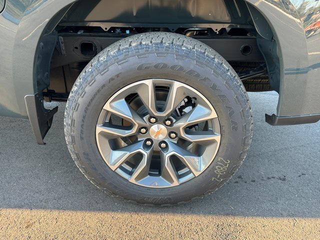 new 2026 Chevrolet Silverado 1500 car, priced at $44,275