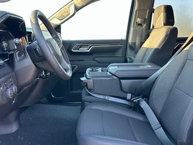 new 2026 Chevrolet Silverado 1500 car, priced at $44,275