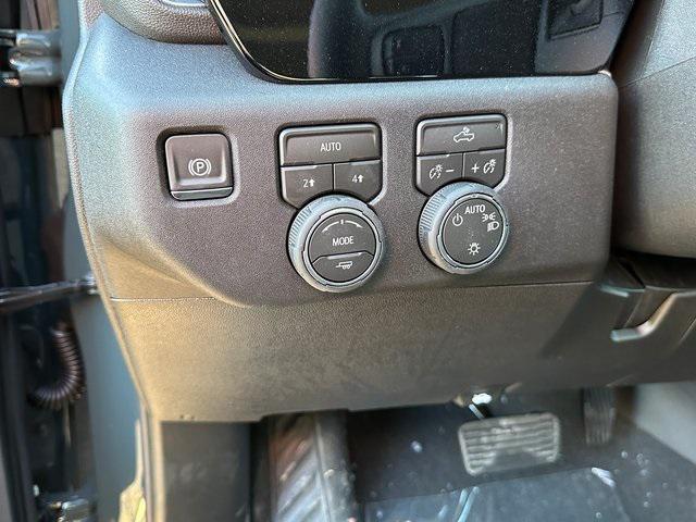 new 2026 Chevrolet Silverado 1500 car, priced at $44,275