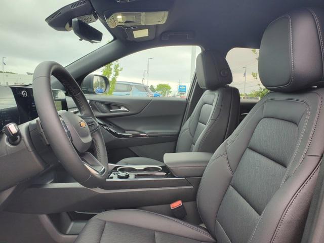 new 2026 Chevrolet Equinox car, priced at $32,360