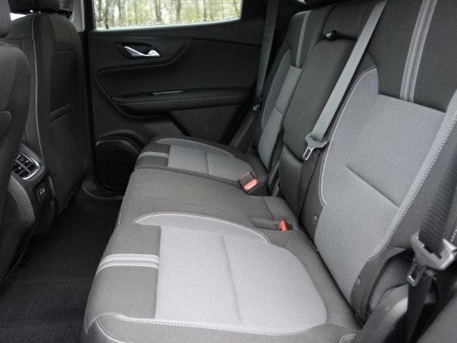 new 2025 Chevrolet Blazer car, priced at $35,872
