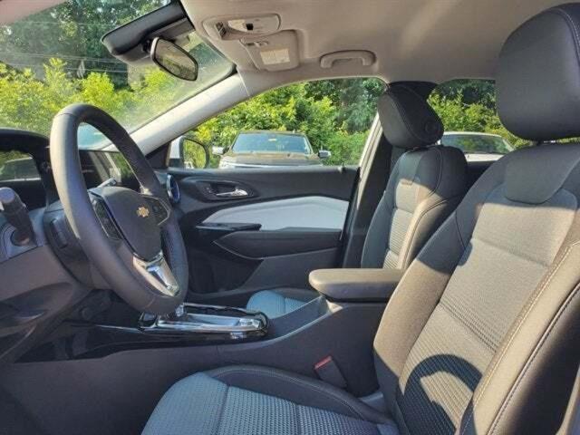 new 2025 Chevrolet Trax car, priced at $23,463