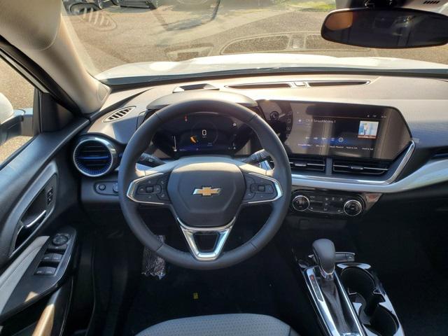 new 2025 Chevrolet Trax car, priced at $23,463