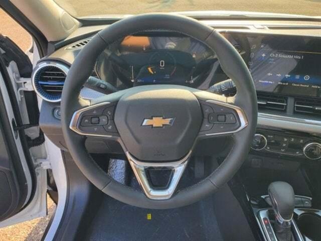 new 2025 Chevrolet Trax car, priced at $23,463