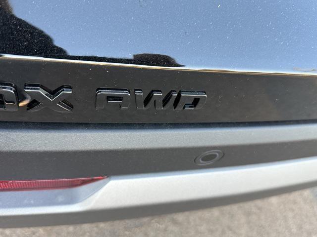 new 2026 Chevrolet Equinox car, priced at $32,415