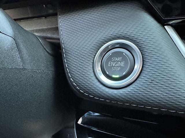 new 2026 Chevrolet Equinox car, priced at $32,415