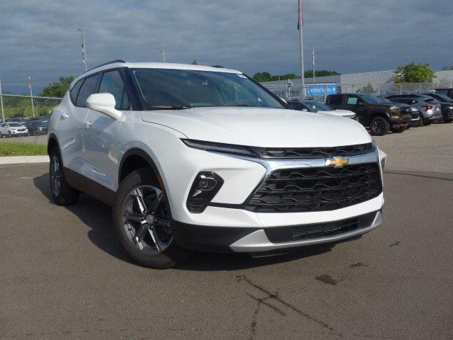 new 2025 Chevrolet Blazer car, priced at $40,910