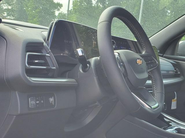 new 2025 Chevrolet Traverse car, priced at $39,006