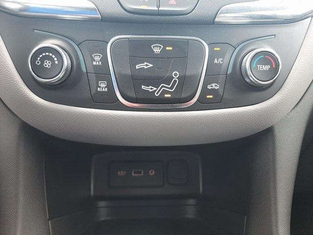 used 2023 Chevrolet Equinox car, priced at $20,986