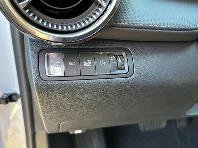 new 2026 Chevrolet Equinox car, priced at $32,415