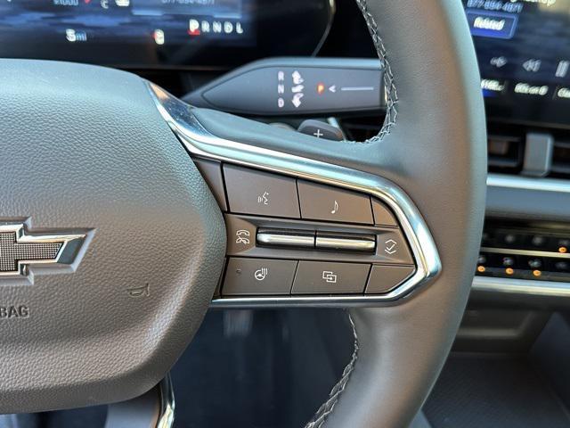 new 2026 Chevrolet Equinox car, priced at $32,415