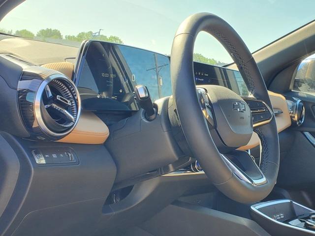 new 2026 Chevrolet Equinox car, priced at $33,249