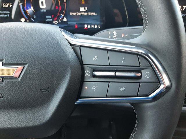 used 2025 Chevrolet Equinox car, priced at $29,985