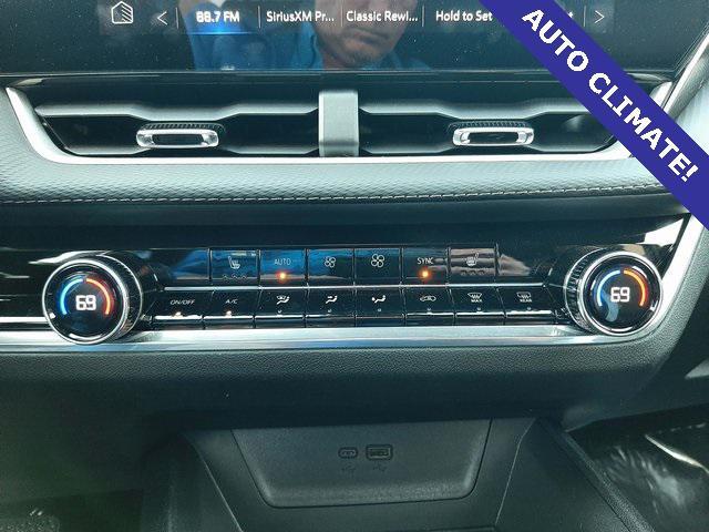 used 2025 Chevrolet Equinox car, priced at $29,985
