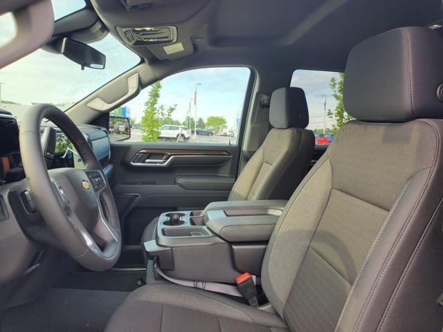 new 2025 Chevrolet Silverado 1500 car, priced at $44,711