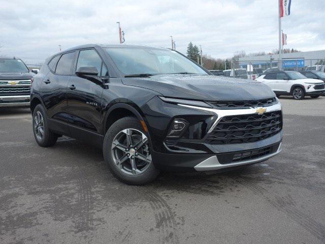 new 2025 Chevrolet Blazer car, priced at $38,995