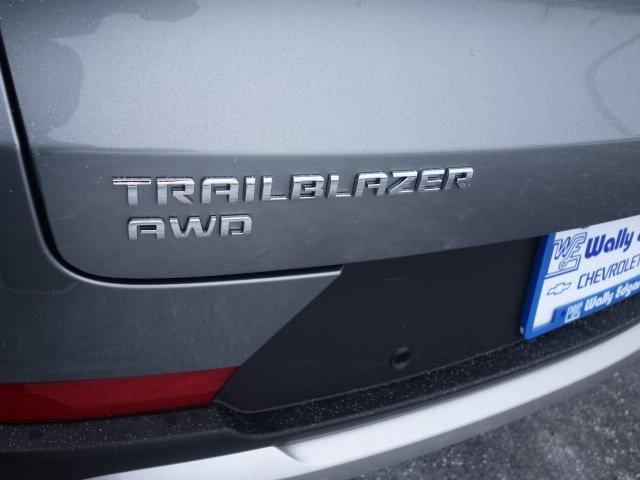 new 2025 Chevrolet TrailBlazer car, priced at $27,085