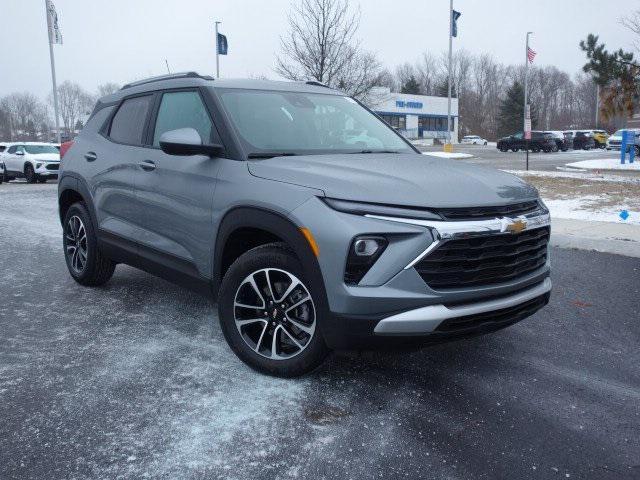 new 2025 Chevrolet TrailBlazer car, priced at $27,085