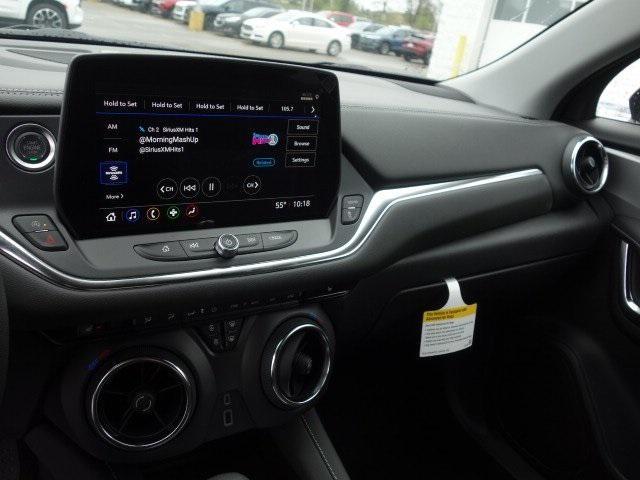 new 2025 Chevrolet Blazer car, priced at $35,872