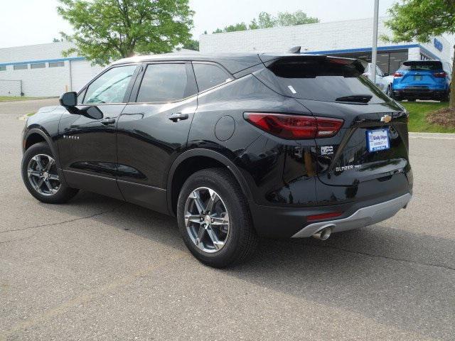 new 2025 Chevrolet Blazer car, priced at $35,372