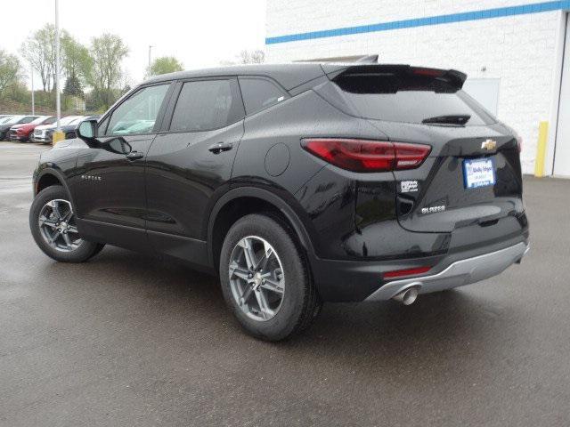 new 2025 Chevrolet Blazer car, priced at $35,872