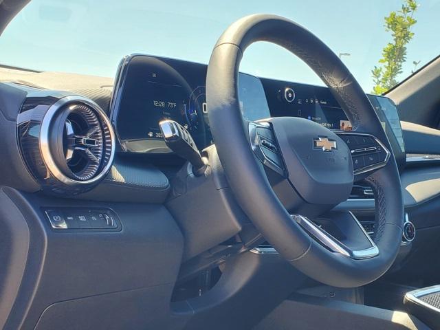 new 2026 Chevrolet Equinox car, priced at $29,220