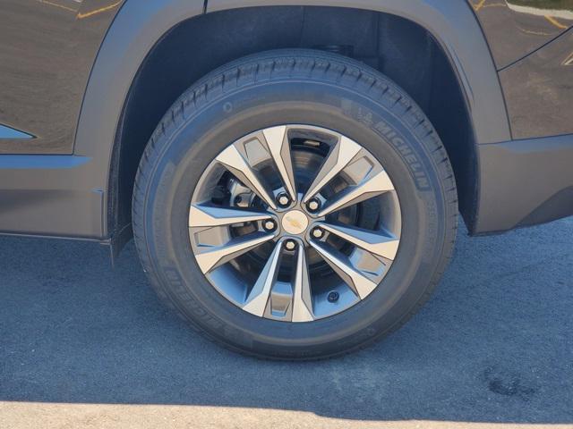 new 2026 Chevrolet Equinox car, priced at $29,220