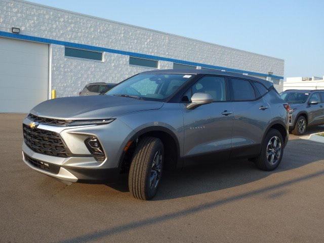 new 2025 Chevrolet Blazer car, priced at $36,295