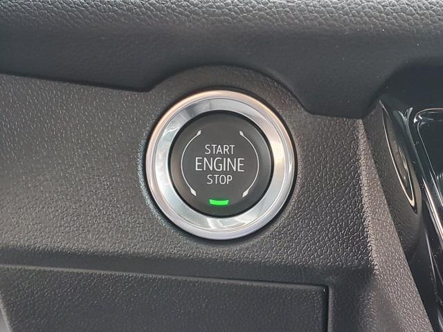 new 2025 Chevrolet Traverse car, priced at $41,271