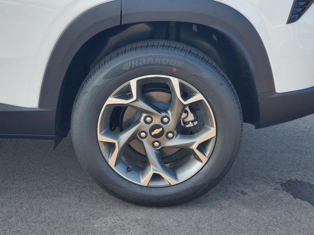 new 2025 Chevrolet Trax car, priced at $22,963