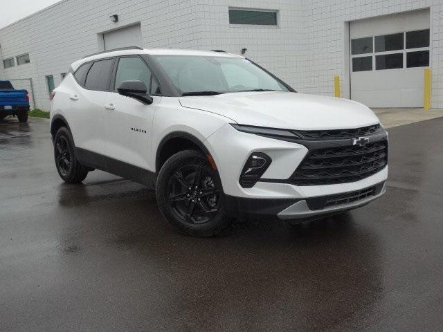 new 2025 Chevrolet Blazer car, priced at $39,850