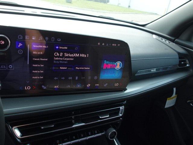 new 2025 Chevrolet Traverse car, priced at $40,566