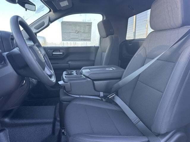 new 2026 Chevrolet Silverado 1500 car, priced at $40,915