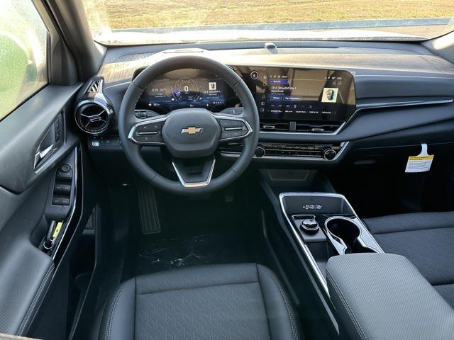 new 2026 Chevrolet Equinox car, priced at $31,108