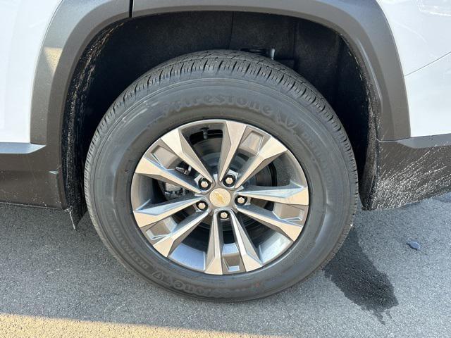 new 2026 Chevrolet Equinox car, priced at $31,108