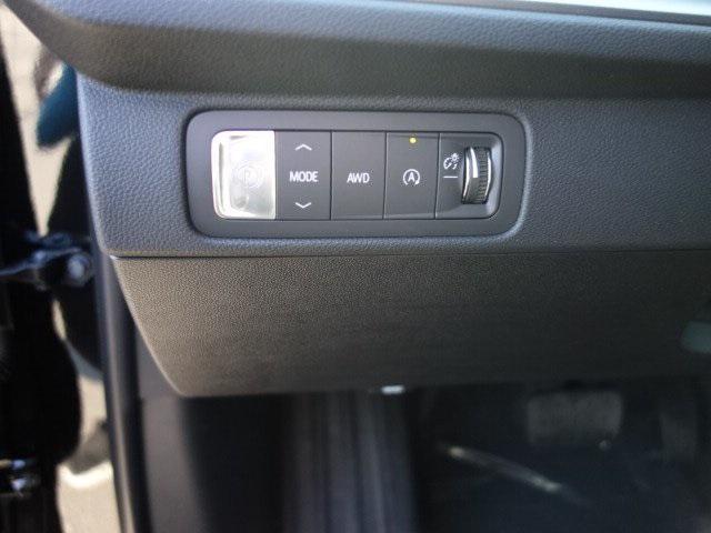 new 2025 Chevrolet Traverse car, priced at $40,838