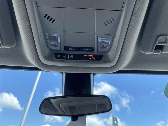 used 2022 GMC Acadia car, priced at $25,415