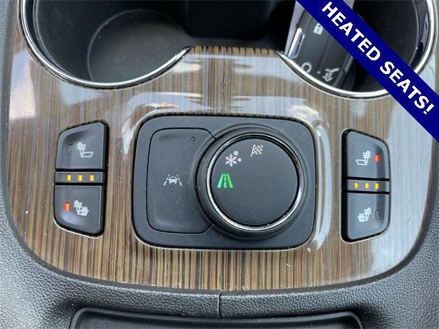 used 2022 GMC Acadia car, priced at $25,415