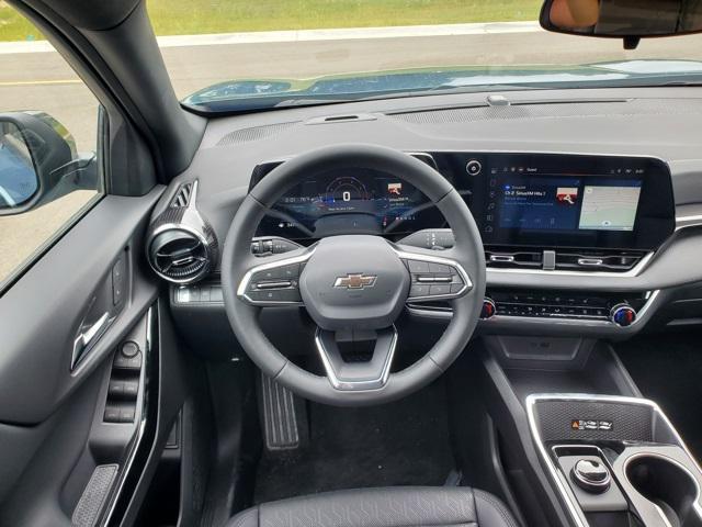 new 2026 Chevrolet Equinox car, priced at $30,092